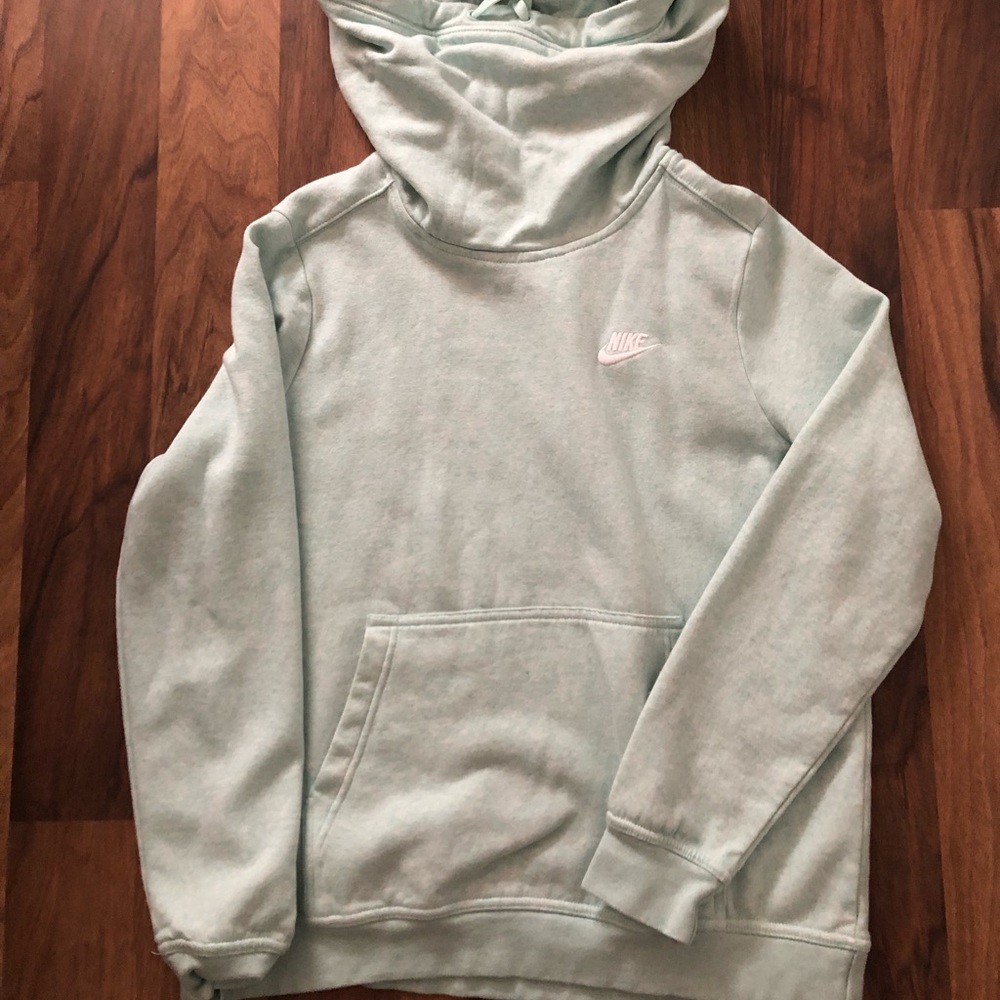 Nike women’s rally hoodie